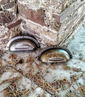 Λαβή επίπλων Χούφτα No 647 Λαβή επίπλων Χούφτα No 647